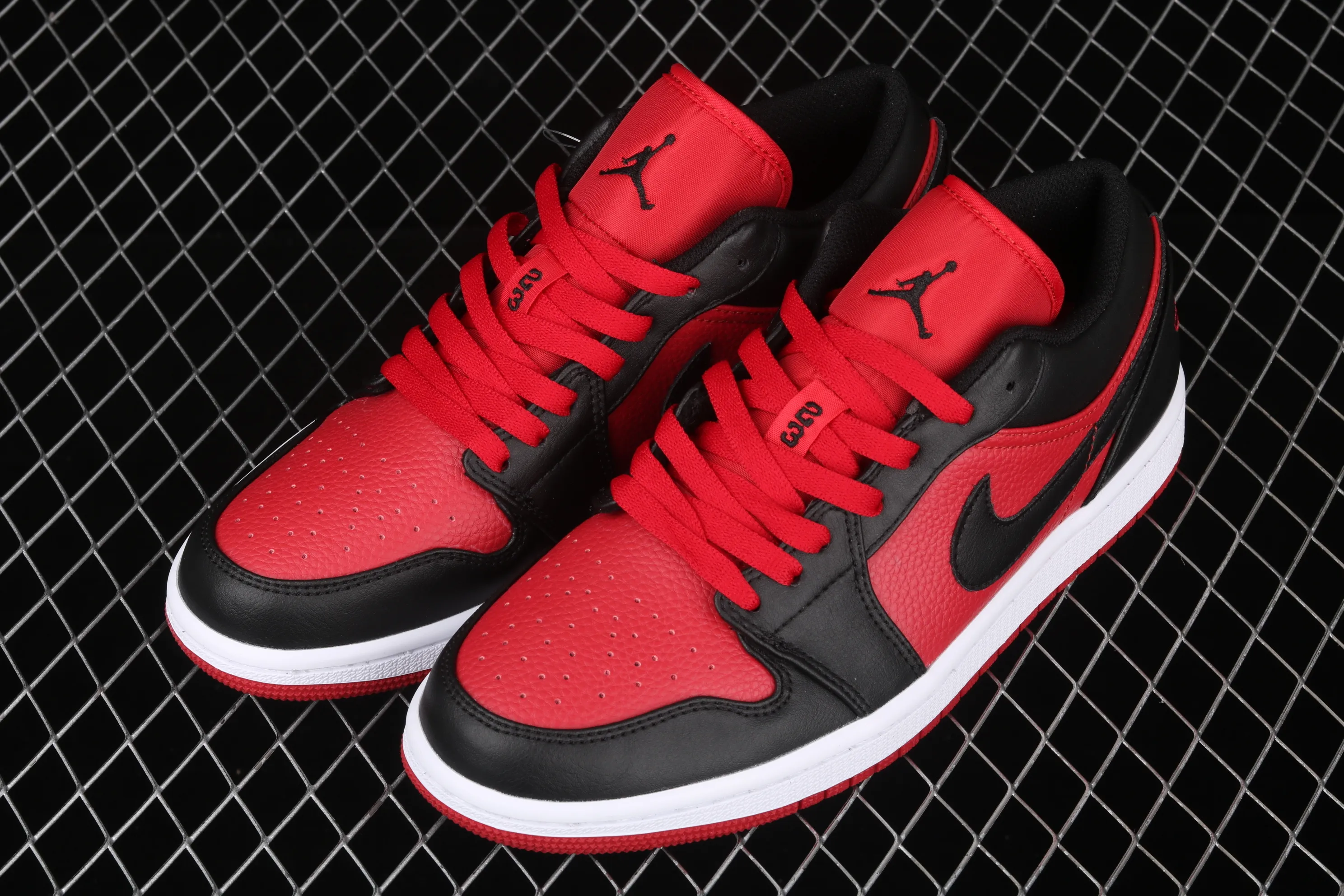 All categories Air Jordan Jordan series basketball shoes Air Jordan 1 Low New version Air Jordan 1 Low AJ1 Joe 1 low top leather cultural and leisure sports sneakers 553558-610